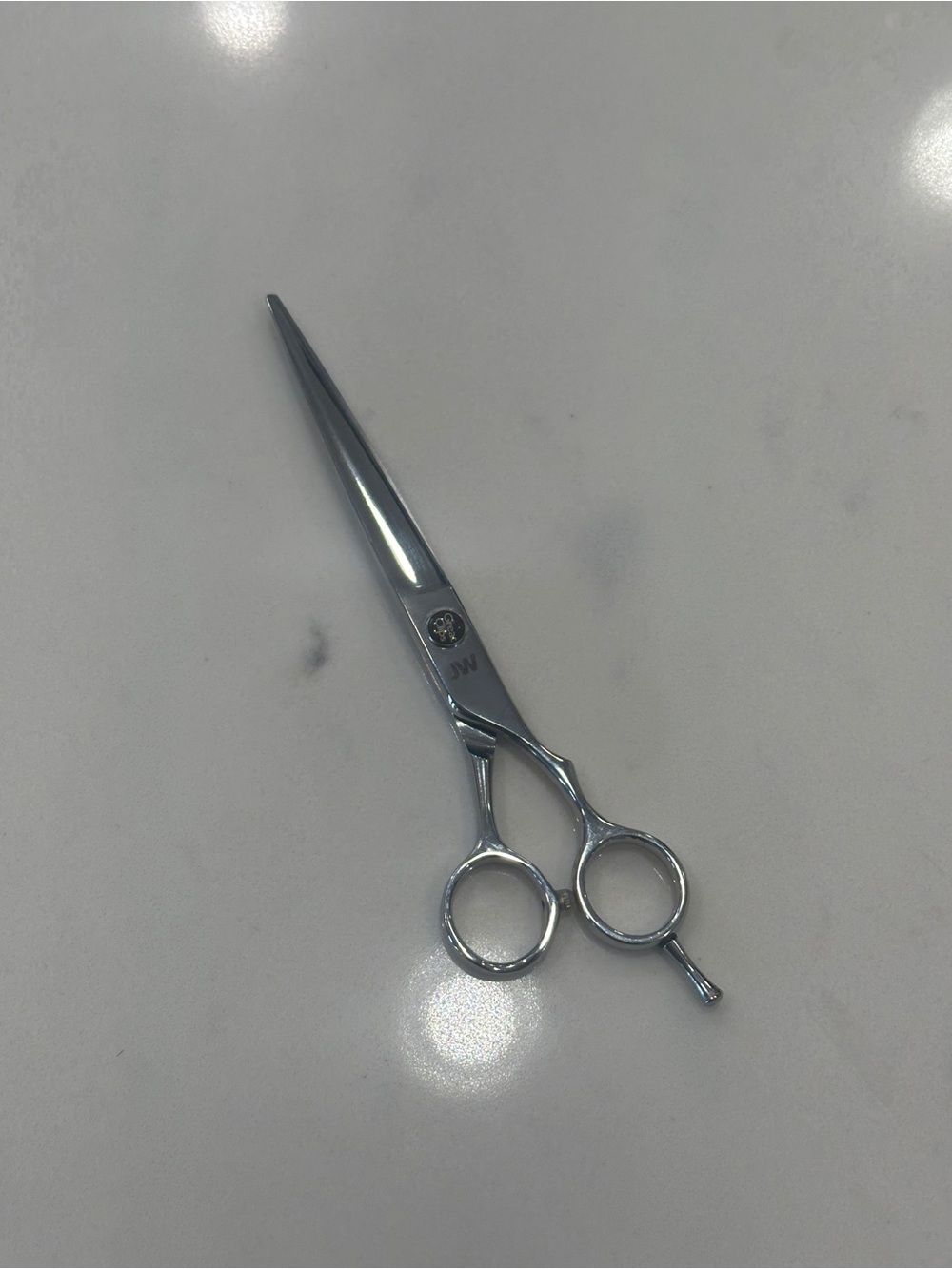 JW S2 Series professional haircutting shear 7 inch.